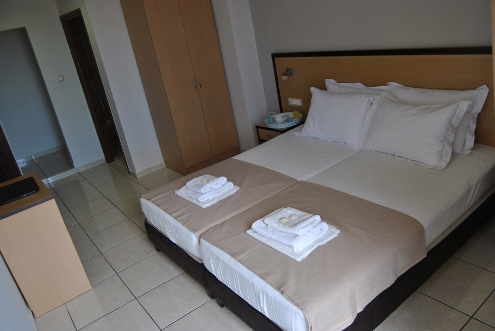 Theofilos City Hotel Chania  Buitenkant foto